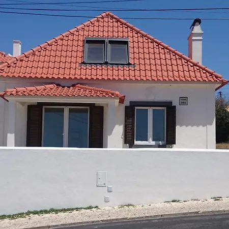 Сasa de vacaciones Zira Holiday *